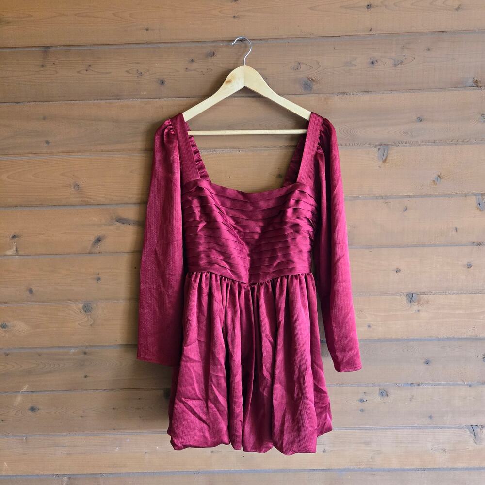 Abercrombie & Fitch Emerson Bubble Hem Satin Mini Dress Cocktail Red Medium - Picture 2 of 7